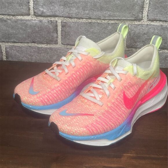 Nike ZoomX Invincible 3 Women's Running Shoes Size 8 Multicolor - Picture 1 of 7